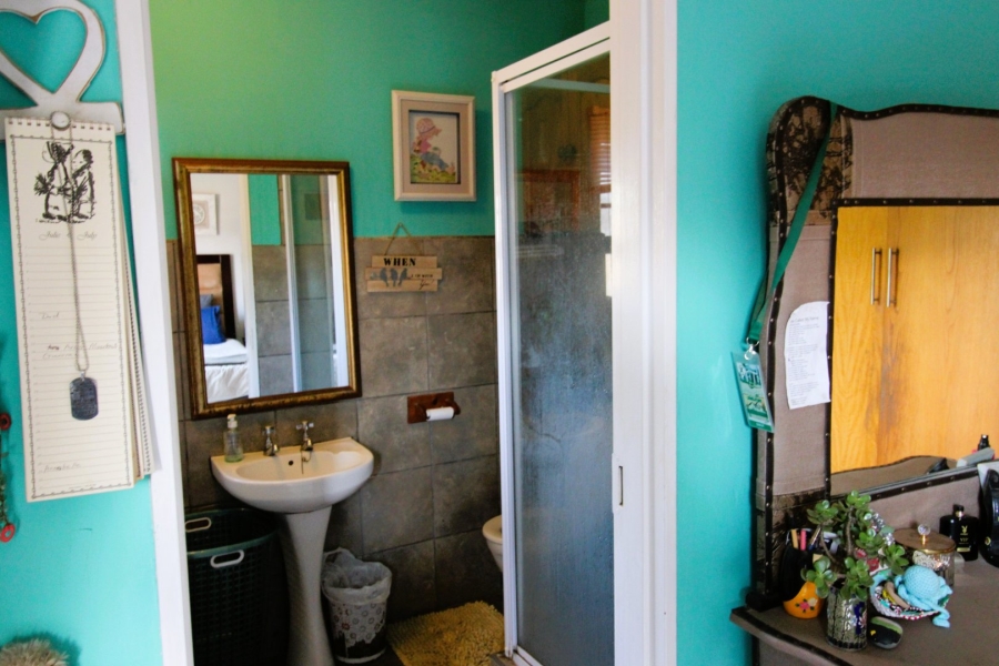 5 Bedroom Property for Sale in Gonubie North Eastern Cape